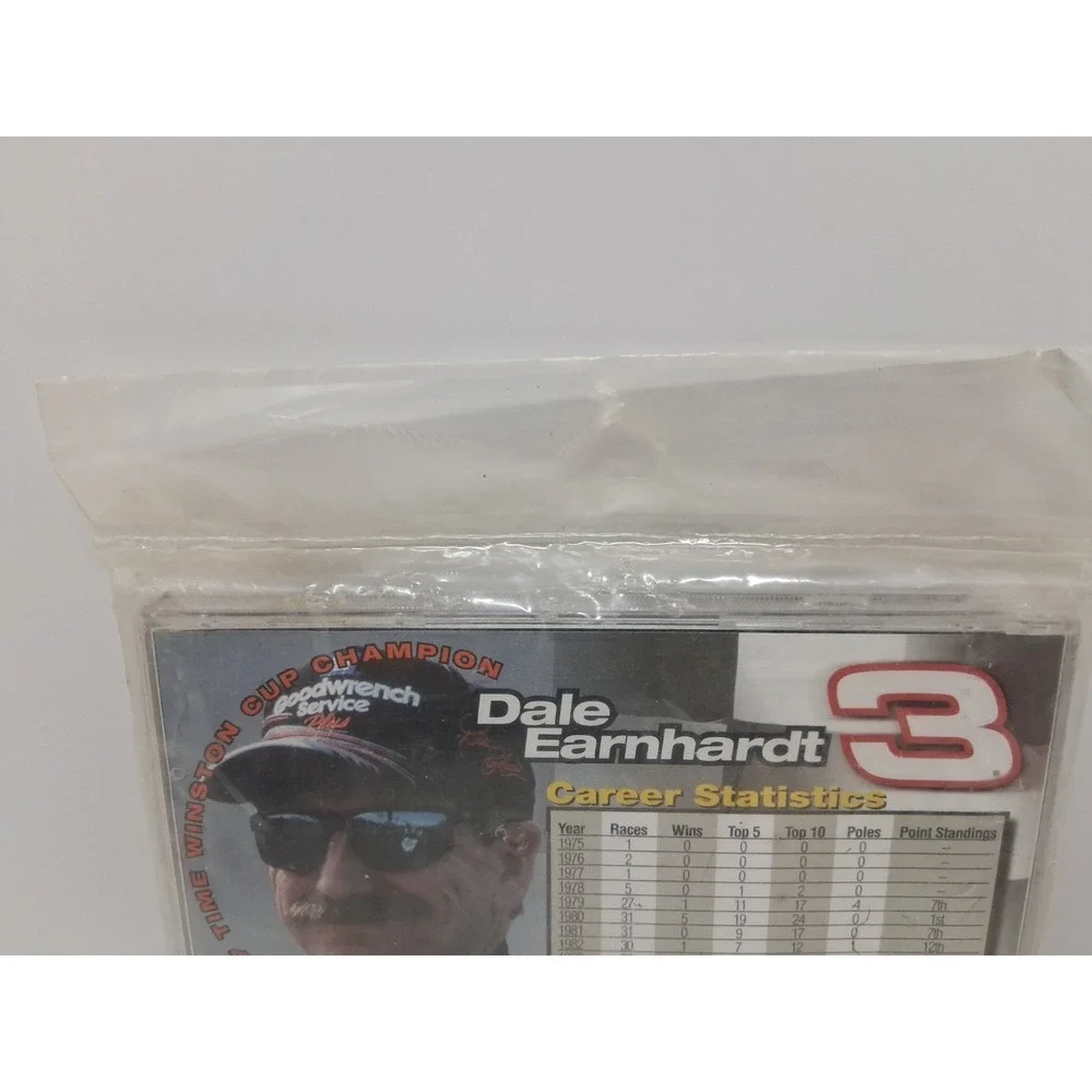 Dale Earnhardt 23 Karat Gold Card Btand New Sealed